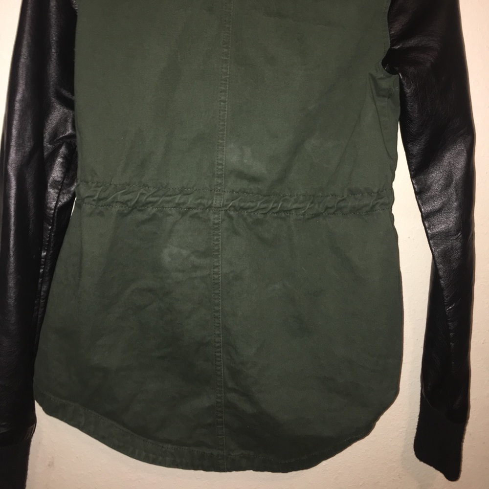 Jacket - Picture 4 of 4